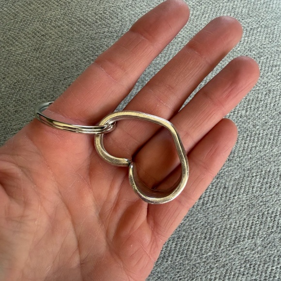 Silverware Heart Keychain - Picture 5 of 7